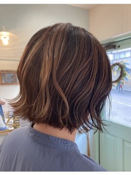 リーヌ(LYNU) ｛柔らかい雰囲気に◎｝大人ショートstyle