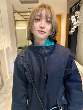 ナンブ セントラル(nambu-CENTRAL) ウルフカット×デザインカラー