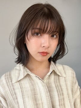 トレス(TRESS) ボブ　外ハネボブ　顔周りレイヤー　前髪　ブラウン　原宿表参道