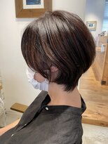 パイレーツ(Pirates Ushiwakamaru Style)&nbsp;フェザーレイヤーショートボブ