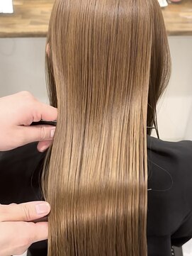 スピラ(SPiRA) 髪質改善ULTOWA艶カラー☆ミルクティーブランド