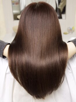 ベース(BASE)の写真/【乾燥対策に☆桜新町】最高級トリートメント使用!人気の“極艶コース”で思わず触れたくなる美髪が叶う♪