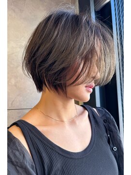 トルネード(TORNADO) 外国人風前下がりショートボブ　n2.9