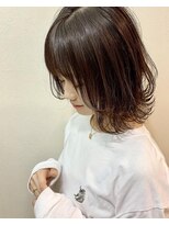 ヴェール(Veil)&nbsp;＠ウルフカットミディアムウルフレイヤーボブ外ハネボブ