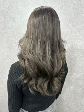 イリ 心斎橋(ili) ミニウルフ/チェリーブラウン/デジタルパーマ