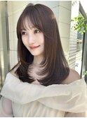 レイヤーカット　顔まわりカット　フェイスレイヤー　ベージュ