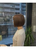 ミニボブ×グレージュ