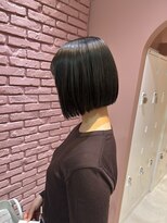 ニナ 梅田(nina)&nbsp;オリーブグレージュ×前下がりボブ