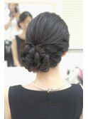 ねじりサイドシニヨン
