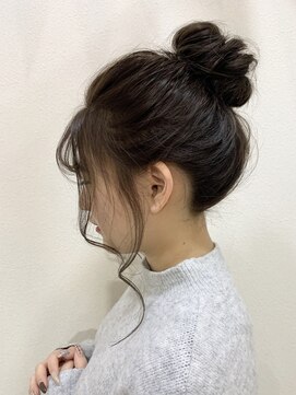 ロココオーガニックレーベル(LOCOCO organics label) グレージュがかわいいラフなお団子スタイル☆