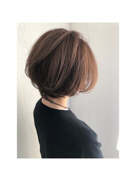 ジュエ ヘアー デザイン(Jue hair design) ベージュグレージュカラーの柔らか丸みボブ