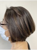 前下りショートボブ ハイライトあり