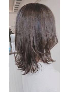 オズギュルヘア(Ozgur hair) ナチュラルなミディアム