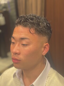 ヒロギンザ 御徒町店(HIRO GINZA) スキンフェードパーマスタイル