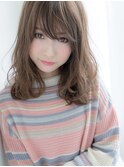 愛され度高め☆ミルクティーカラー×ふわ感セミロング