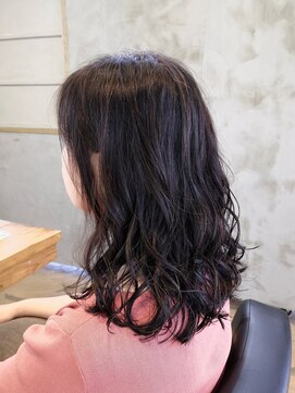 ポルム パプリカ(polum paprika) 大人可愛い黒髪暗髪毛先ニュアンス20代30代 グランジパーマ