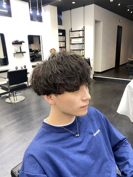 メンズサロンドットリアン(dot. lien) ナチュラルマッシュ スパイラルパーマ 緩めスパイラルパーマ