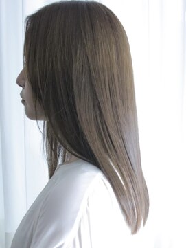 イル 大阪淀屋橋(i'll) 艶髪ストレートロングレイヤーオリーブベージュ