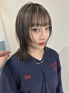 ヒュー(Hew) ハイライトカラー×メッシュカラー×デザインカラー