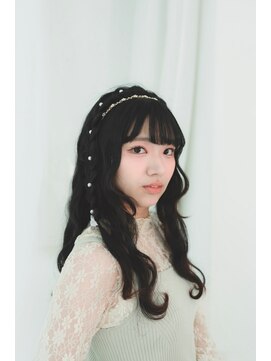 ヘアメイクアンドセットサロン リッコ(Hair make&set salon Ricco) 推し活人気♪ガーリーな編みたらしウェーブ巻きスタイル