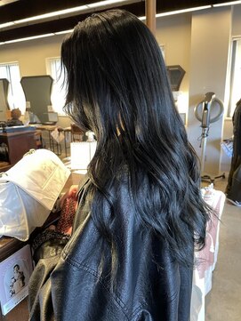 アングゥギャラリー(ungu GALLERY) ブルー/ダークブルー/ロング/顔周りレイヤー