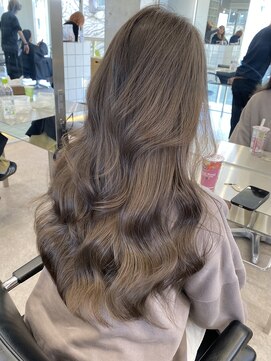 サンクプロジェクト(cinq PROJECT) 韓国ヘア顔周りレイヤーミルクティーベージュグレージュカラー