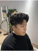 30代大人メンズビジネスヘア黒髪ニュアンスパーマ