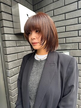 テンション(tension) 顔まわりウルフレイヤーカットレイヤーボブ大通駅バスセンター駅