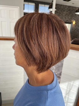 クロエバイラヴィズム  横越店蔦屋書店店内(CLOE by LUVISM) 【白髪ぼかしハイライト】