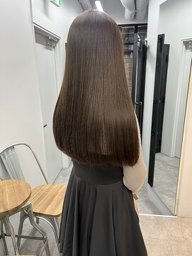 ヌープヘアーアイス(NUUP.hair ici) 20代30代40代大人可愛い髪質改善小顔艶感ミディグレージュ