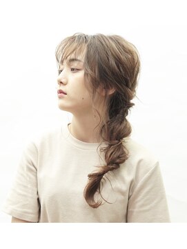 リラ バイ クオーレ(LIRA by CUORE) キャンディヘア