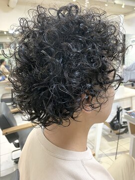 ペネロープ(Penelope) 【新宿ペネロープ】ツーブロックスパイラルパーマ 担当RYO