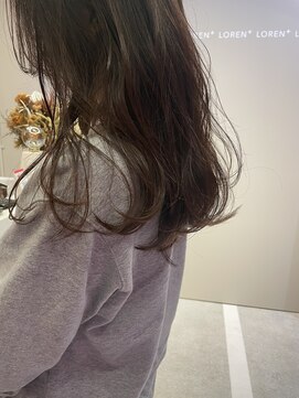 ローレンジウ(LOREN JU) 名駅/名古屋駅/学割U24/レイヤーカット/オージュア/ダブルカラー