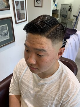 エルエー バーバーショップ 草津店(L.A BARBERSHOP) スタイリスト【橋本】スキンフェード　サイドパート