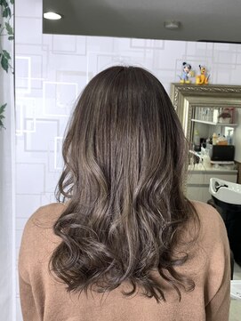 リトル(Re:tle) 【河野】全頭ハイライトのシルバーベージュ