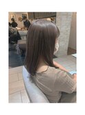 透明感抜群グレージュカラー