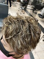 シャフト(SHAFT)&nbsp;ショートパーマにハイライト♪