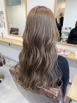 サニー 梅田(Sun.ny) ☆艶ベージュ☆《池田望》