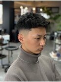 ナチュラルカーリー スキンフェード 南楠葉