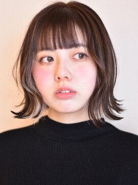 ジール プラス 西明石駅前店(zeal plus) ホワイトインナーカラー　外ハネボブ