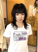 軽やかなミディアムウルフ
