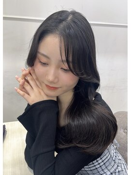 シーン(seen) 【くびれヘア】小顔前髪ワンカールくびレイヤーカット黒髪