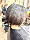 まとまりショートボブ