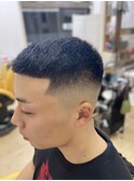 [メンズ　バーバースタイル] クロップ　スキンフェード