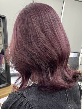 イリ 大阪(ili) ハイライトカラー/ミルクティーベージュ/レイヤーカット