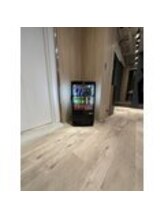 【モンスターエナジー】や【レッドブル】などドリンクサービスも充実◎