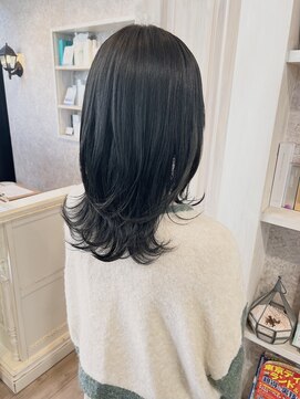 福山美容室caaryイルミナカラーブルーブラックレイヤー20代30代