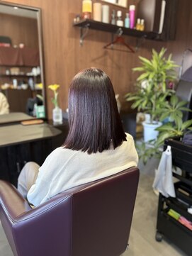 アオイ(Aoi) 髪質改善カラーでつくる大人艶ミディ