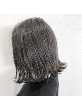 クルー(krew) ダークグレージュ