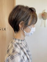 ラブレスカルペディエム(LAVLESS Carpediem) きれいめ大人ショート